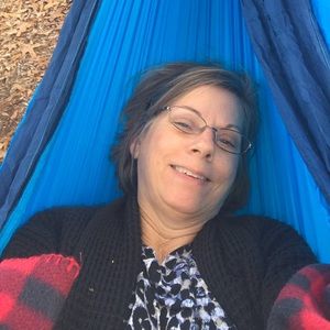 Meet your Posher, Debra